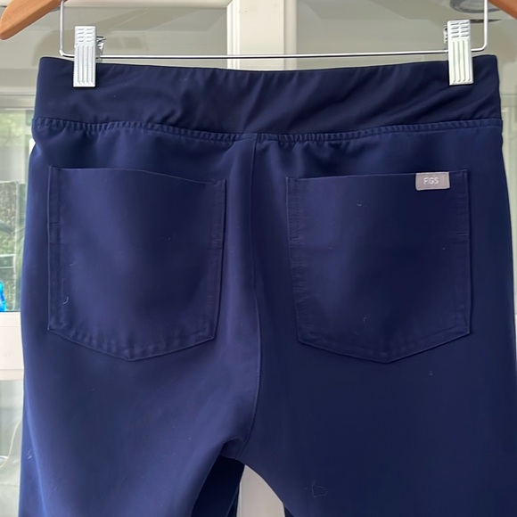 FIGS Zamora Jogger Scrub Pants Navy Blue with Gray Drawcord Size XS - Picture 8 of 13